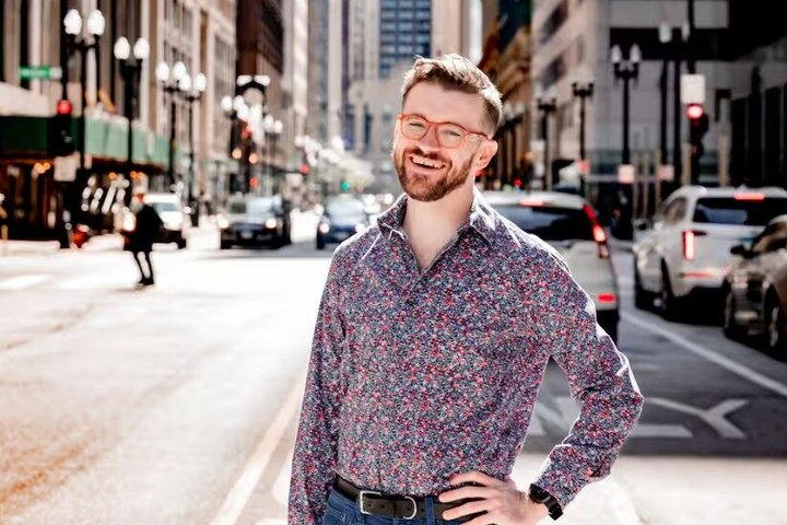 Walkin' with Colin: Chicago History-Mystery-Comedy-Tragedy Tour - Photo 1 of 11